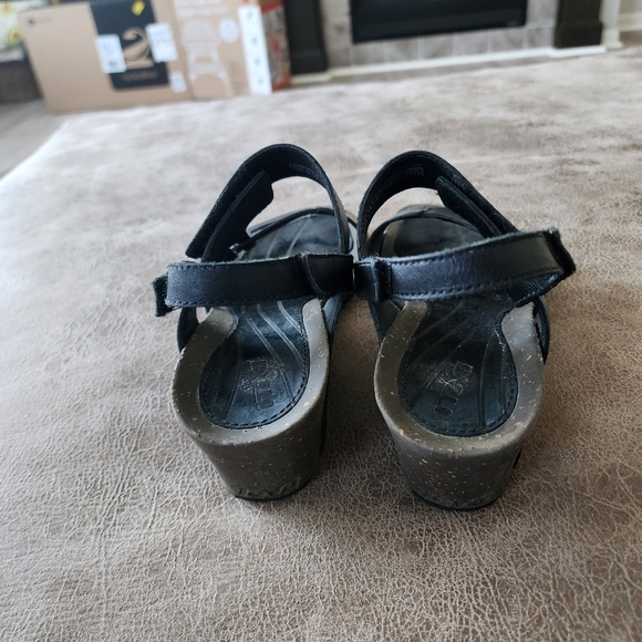 Teva Women's Cabrillo 3 Wedge Sandal - Picture 5 of 7